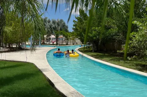 Lazy River (Río Pasivo)